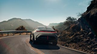 Die Studie gibt laut Lexus keinen Ausblick auf ein spezielles Fahrzeug, viele ihrer Elemente sollen jedoch Mitte des Jahrzehnts in Serie gehen. (Bild: Lexus)