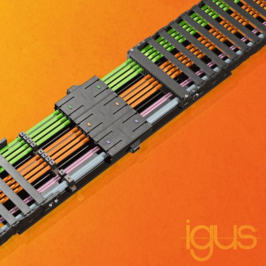 Mit der Module-Connect-Schnittstelle von Igus lassen sich Energieketten und die darin befindlichen Leitungen ganz einfach anschliessen. Mit der Module-Connect-Schnittstelle von Igus lassen sich Energieketten und die darin befindlichen Leitungen ganz einfach anschliessen.