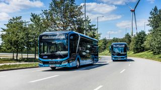 MAN wird zwischen 2027 und 2032 knapp über 3.000 Busse an die Deutsche Bahn liefern. Ein „erheblicher Teil“ davon ist elektrisch angetrieben. (Bild: MAN)