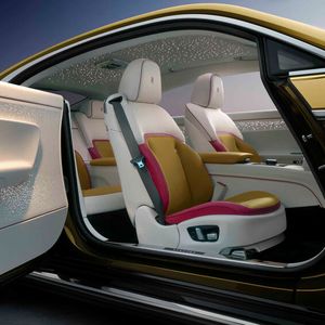 Die Türen sind hinten angeschlagen.(Bild:  Rolls-Royce)