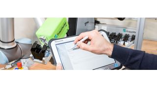 Roboter-Programmierung nach dem Drag-and-Drop-Prinzip (Bild: Fraunhofer IPA)