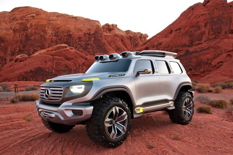 Ein Terra-Scan-System sondiert für den Allradler die Umgebung. (Mercedes)