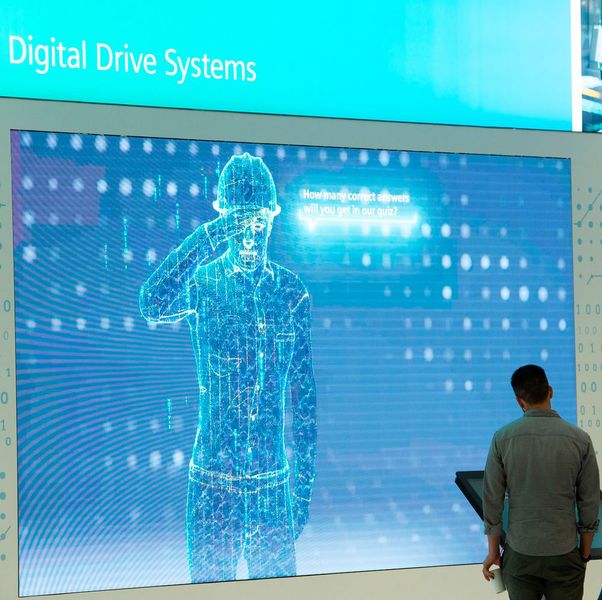 HANNOVER MESSE & CeMAT 2018 Presse-Highlight-Tour am 22. April 2018: Siemens AG, Halle 9, Stand D35 (Bild: Siemens AG)