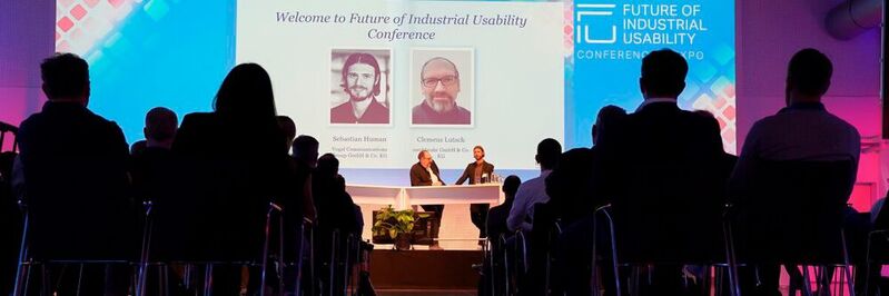 Die Veranstaltung begann mit einer Begrüßung der Gäste durch Clemens Lutsch, Vorsitzender des Themenbeirats (im Bild links), und Sebastian Human, Fachredakteur MM Maschinenmarkt (im Bild rechts).