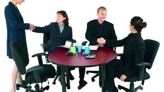 Hohe Kosten entstehen den Unternehmen, wenn beim Einarbeiten neuer Mitarbeiter Fehler gemacht wurden. (Archiv: Vogel Business Media)