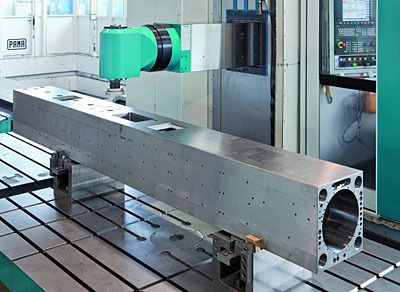 Tragbalkenbearbeitung auf den Bohr- und Fräswerk Speedram 1000 F. (Archiv: Vogel Business Media)