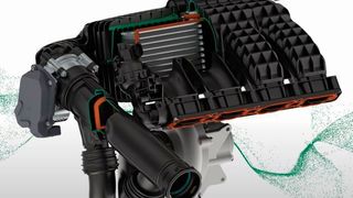 Die Komination aus aktivem Ansaugmodul, Ladeluftkühlung und E-Booster ermöglicht ein besseres Ansprechverhalten und senkt den Spritverbrauch. (Grafik: Mann Hummel)