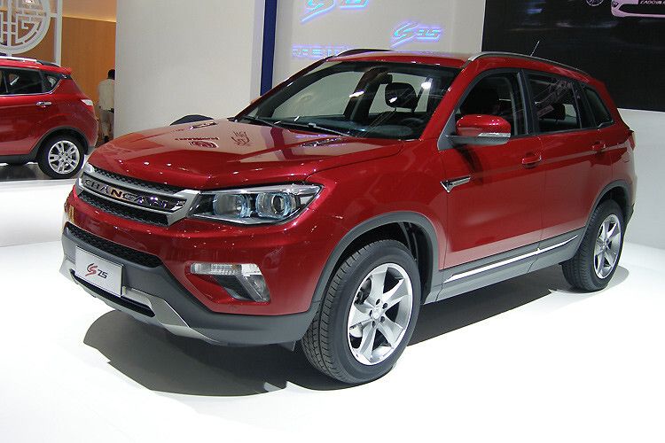 Das Premierenfahrzeug, der CS 75, ist ein SUV, mit dem sich Changan einen Teil des weltweit boomenden Segments sichern will. (Grimm)