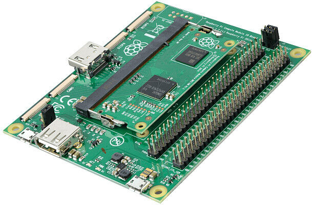 Raspberry Pi Kit: Raspberry Pi B+ und aufgestecktes So-DIMM-Compute-Modul für industrielles Embedded Design (Bild: Reichelt)