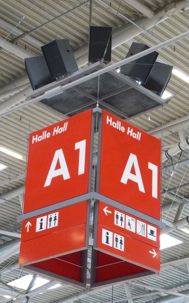 Impressionen von der diesjährigen Analytica, Halle A1/A2 Analytik und Qualitätskontrolle. Die Hallen A1 und A2 stehen ganz im Zeichen der instrumentellen Analytik, Applikationen, Mikroskopie und optische Bildverarbeitung, Mess- und Prüftechnik, Materialprüfung sowie Qualitätskontrolle in Pharma und Industrie.    Weitere aktuelle Bilder und Nachrichten finden Sie auf unserer Landingpage zur Analytica, in unserem Visitorguide zur Messe oder in den kommenden Tage auch auf der Bildergalerie-Übersichtsseite . (Bild: Back/LABORPRAXIS)