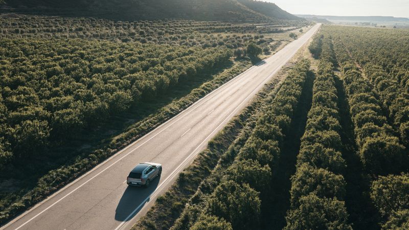 E-Autos kosteten im Betrieb in Europa im Jahr 2025 rund ein Drittel weniger als Fahrzeuge mit Verbrennungsmotor.(Bild:  Volvo)