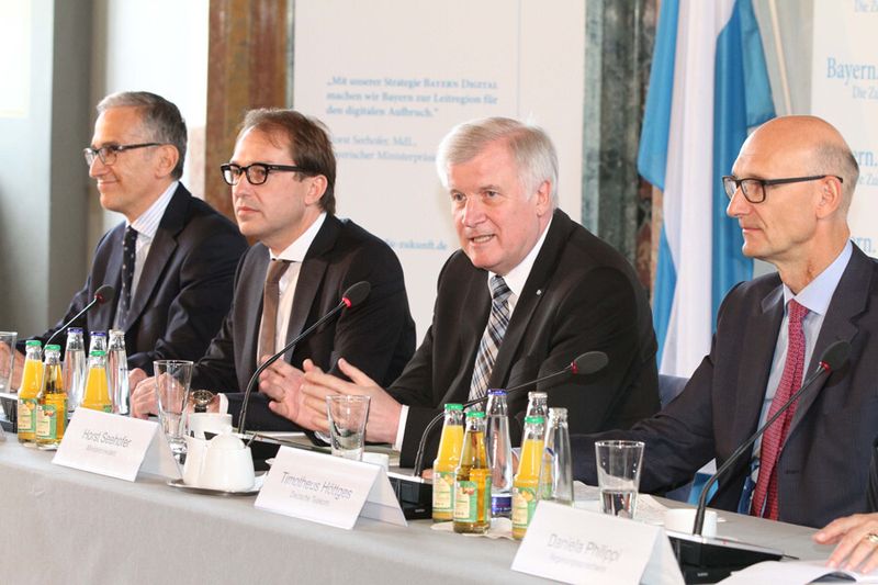 Bayerischer IT-Gipfel soll  Signalwirkung weit über Bayern hinaus entfalten (Foto: Bayerische Staatskanzlei)