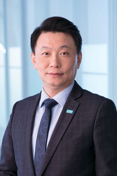 Patrick Zheng Yu Zhao übernimmt die Leitung der neuen BASF-Geschäftseinheit Global Automotive OEM Coatings Solutions mit Sitz in Hongkong.  (Bild: BASF)