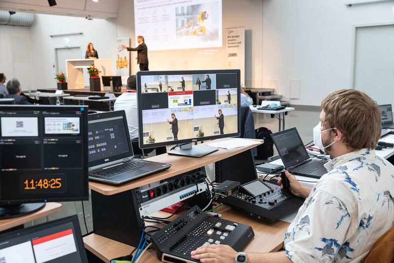 Steckverbinder: Impressionen vom 15. Anwenderkongress Steckverbinder im Würzburger VCC 2021. (Bild: VCG/Stefan Bausewein)