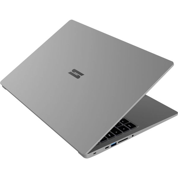 Zu den Schnittstellen bei Vision 16 und 16 Pro zählt neben Thunderbolt 4 ein Kartenleser für Full-Size-SD-Karten.  (Bild: Schenker Technologies)