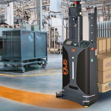 Der „ReBeL Pallet Mover“ von Igus kommt als fahrerloses Transportfahrzeug (FTF) für effiziente Lagerprozesse daher. (Bild: © 安琦 王 - stock.adobe.com)