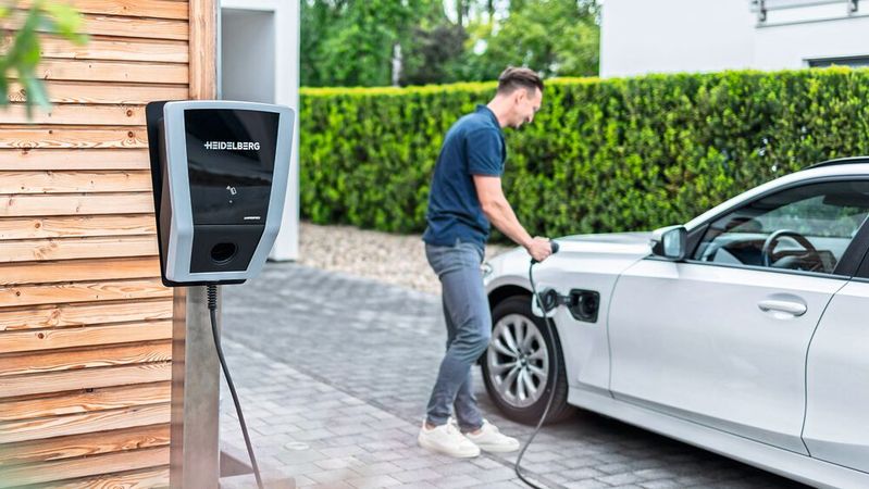 Ladelust oder -frust – die Geschwindigkeit beim Stromtanken hängt von mehreren Faktoren ab.(Bild:  Heidelberg)