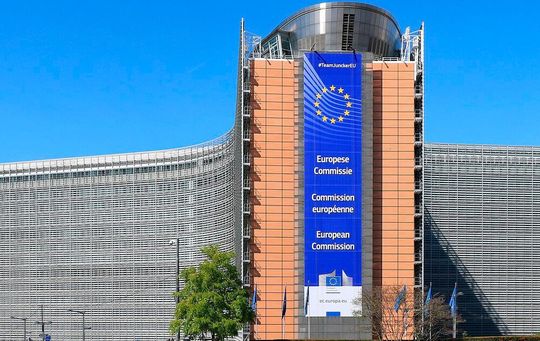 Die Europäische Kommission hat Anfang Februar 2022 bekannt gegeben, dass sie in einer neuen Strategie die europäische Normierung stärken will, um den Unternehmen in der EU die globalen Wettbewerbschancen zu erhöhen.(Bild:  EK)