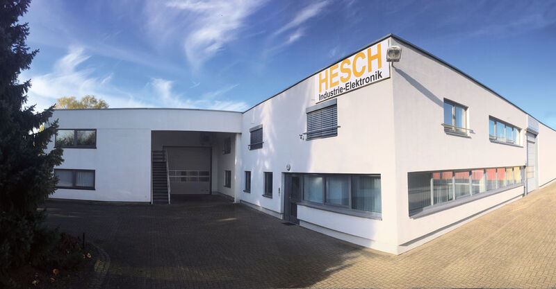 In der Boschstraße 11, Neustadt befindet sich seit 2008 der Produktionsstandort. Hier sind die Fertigung, das Lager, der Einkauf, der Vertrieb und die EDV eng miteinander verbunden. (Bild: Hesch)