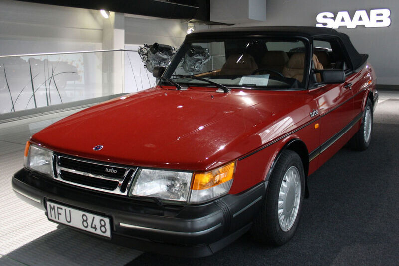 Für Liebhaber mit kleinerem Budget empfiehlt sich der Untersuchung zufolge der Saab 900 der ersten Generation. Aktuell liegt der Schwede im Schnitt bei 11.022 Euro, Teuerstes Modell ist der Turbo mit 15.276 Euro. (autodrom)