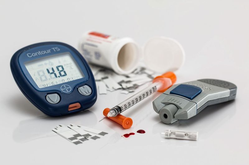 Glaubt man den Voraussagungen, sind weitere 1,4 Millionen Deutsche an Diabetes mellitus erkrankt. Weitere interessante Beiträge rund um das Thema Gesundheit:    - Was steuert unsere Lebenserwartung?      - Was sagt die Genetik über Ursachen der Schlaflosigkeit?      - Leere Bäuche lernen gerne?   (Bild: stevepb/gemeinfrei)