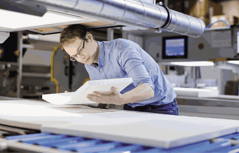 (Quelle:  Studio Julian Kroehl/HS-Luftfilterbau GmbH)