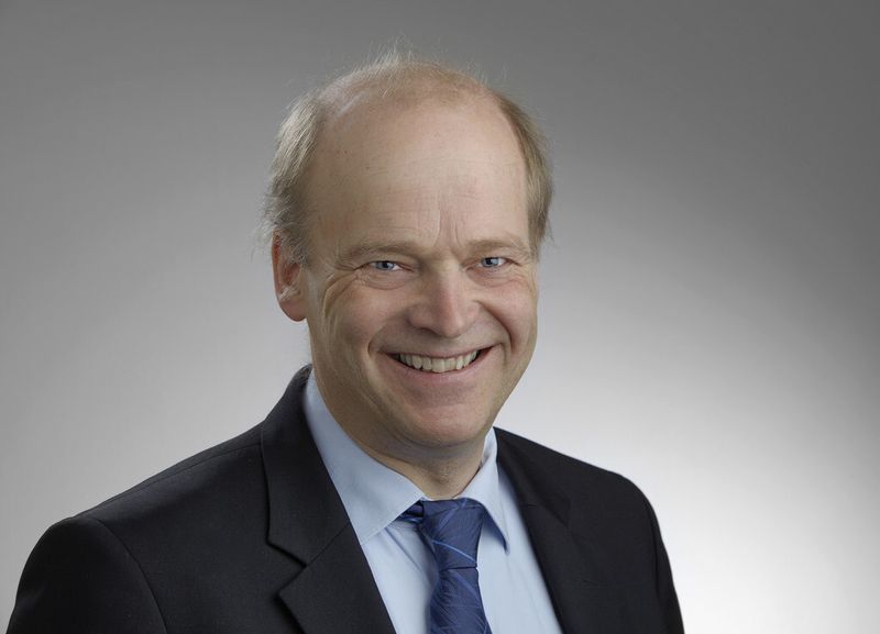 „Mit der Entwicklung der SWT-4.0-130 steigern wir die Energieausbeute gegenüber der SWT-3.6-120 um bis zu 15 %“, sagt Henrik Stiesdal, Chief Technology Officer der Division Wind Power im Siemens-Sektor Energy. (Bild: Siemens)