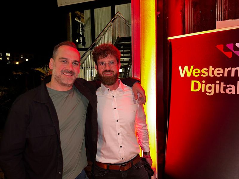 David Assmann (l., LG) ist nicht mit Daniel Aßmann (bluechip) verwandt. (Bild: Vogel IT-Medien)