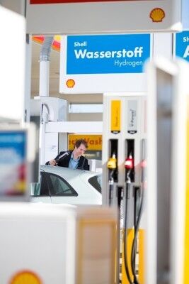 Die Shell-Wasserstofftankstelle in der Hamburger Schnackenburgallee ist eröffnet. (Bild: Shell)