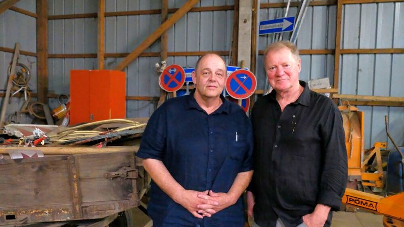 Der neue und der bisherige Obermeister (v.l.): Torsten Lütten folgt Hans Wilhelm Hansen ins Amt des Innungsobermeisters von Kiel-Neumünster.(Bild:  Holger Zietz - VCG)