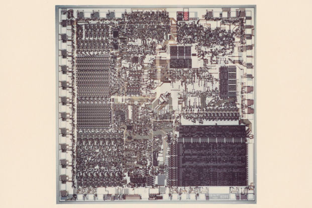 Aufnahme eines 8086-Die auf einem Originalfoto von 1978. (Bild: Intel Corporation)