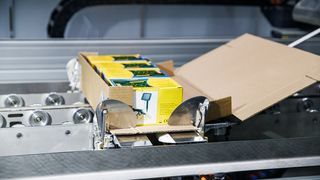 lampenwelt-verpackungsanlage (Quelle: Lampenwelt)