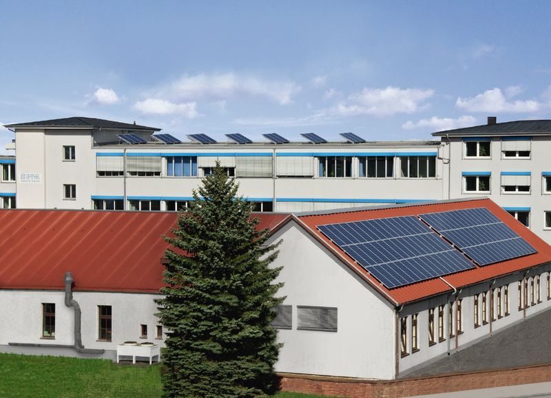 Photovoltaik auf den Dächern des E-T-A-Firmengebäudes in Altdorf bei Nürnberg (Archiv: Vogel Business Media)