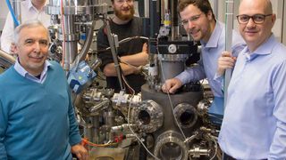 Das Forscherteam an der TU Wien: Yuri Suchorski, Johannes Bernardi, Johannes Zeininger, Martin Datler und Günther Rupprechter (v.l.n.r.). (TU Wien)