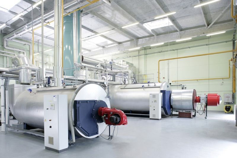 Durch die thermische Verwertung ausgewaschener Schmutzstoffe – vorwiegend Altöle aus Putztüchern – deckt Mewa bis zu 80% des Energiebedarfs für Trockner- und Waschstraßen bei der Bearbeitung von Putztüchern. (Bild: Mewa)