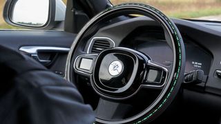 Das Joint Venture zwischen Autoliv und Volvo, Zenuity, will ab dem Jahr 2019 Software für Fahrerassistenzsysteme und automatische Fahrfunktionen liefern. (Autoliv)