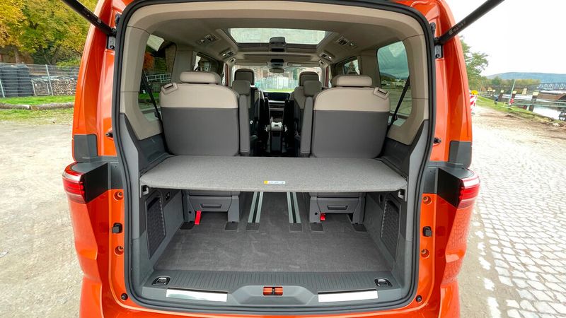 Für genügend Stauraum hinten ist die längere Version (5,18 Meter) empfehlenswert. (Bild: Seyerlein/VCG)
