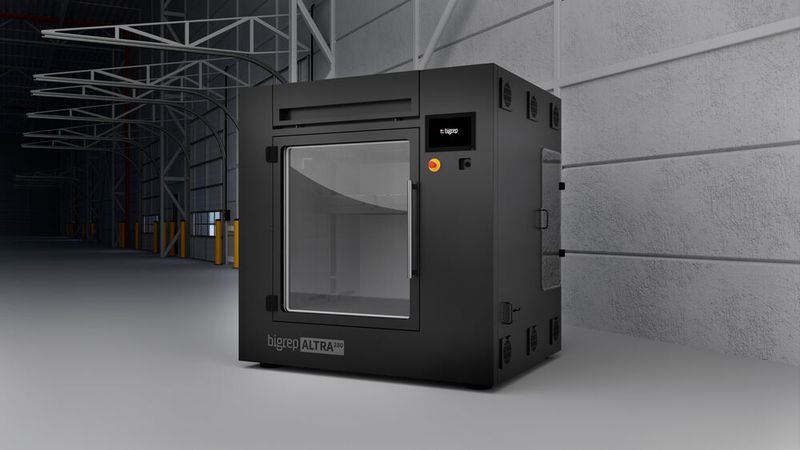 BigRep hat die zwei Hochtemperatur-3D-Druckern Altra 280 und den Ipso 105 in sein Portfolio aufgenommen. Der BigRep Altra 280 hat einen großen, beheizten 280-Liter-Bauraum (500mm x 700mm x 800mm), der Temperaturen bis zu 180°C erreicht. (Bild: BigRep)