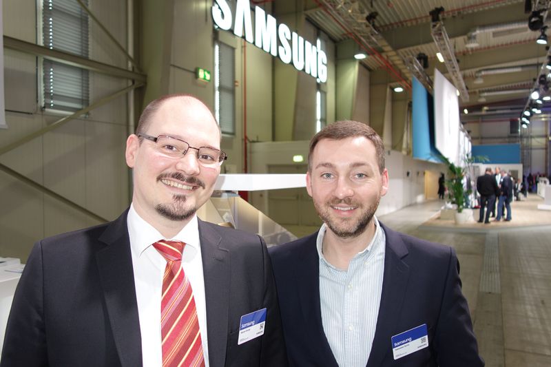 Storage-Profis (l.) Marcel Binder und Sebastian Boms, Samsung. (Bild: IT-BUSINESS)