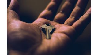 Unternehmen sind Cyberkriminalität nicht schutzlos ausgeliefert. (Photo by CMDR Shane on Unsplash)