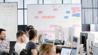 Kundendienst wird immer komplexer, die Mitarbeiter haben das Problem, oft nicht zu wissen, welche Produkte ausgeliefert wurden, ob Aktualisierungen durchgeführt wurden oder welche Beschwerden bereits erfolgt sind.  (Bild: SAP)