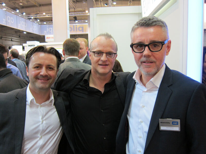 (m.) Patrick Matzinger, Littlebit, mit Mario Bartnig und (r.) Sven Rathjen, WD  (Bild: IT-BUSINESS)