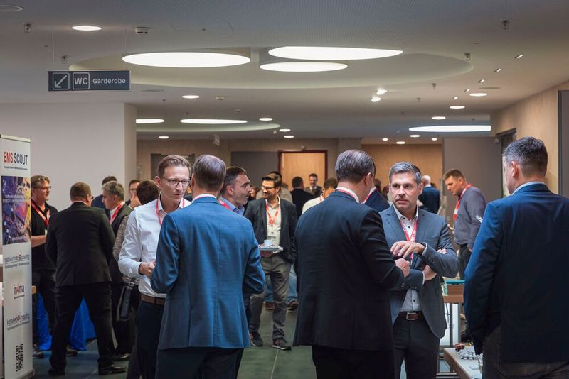 Der 20. Würzburger EMS-Tag fand am 8. September 2022 in den Mainfrankensälen Veitshöchheim statt. Am Vorabend der Veranstaltung gab es ein Networking-Dinner im Restaurant Reisers am Stein. Der 21. EMS-Tag findet am 7. September 2023 statt. Sie können sich bereits für eine Teilnahme auf der Webseite registrieren.  (Bild: Stefan Bausewein)