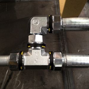 EO-3-Verschraubungen eignen sich für Rohre und Schläuche.