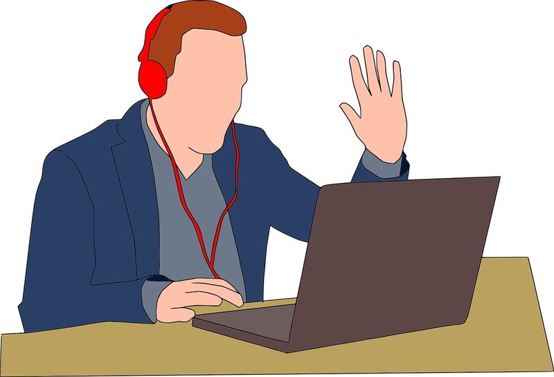 Platz 6: Onlinemeetings, Videokonferenzen, 48% Mit Videokonferenzen und ähnlichen Tools kommunizieren 48% der Unternehmen (sehr) häufig.  Wie weit die Digitalisierung deutscher Unternehmen vorangeschritten ist, zeigt eine Studie zum Thema Technologie-Vorreiter versus Tech-Nachzügler. (Bild: Pixabay/mohamed_hassan)