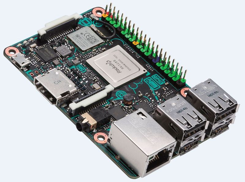 Das Tinker-Board von Asus übernimmt nicht nur den Formfaktor des Raspberry Pi, sondern platziert auch alle Anschlüsse an der gleichen Stelle.  (Bild: Reichelt Elektronik)