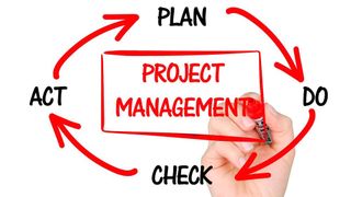 Muchas áreas de trabajo requieren una estrecha colaboración: una gestión estructurada de proyectos facilita la coordinación durante el funcionamiento diario. (Imagen:Licencia libre / Pixabay)