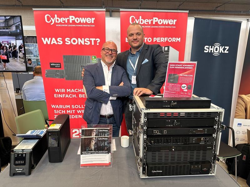 Geballte Power bei CyberPower (l.) Fulio Innocente und Stefan Möller. (Bild: Vogel IT-Medien GmbH)