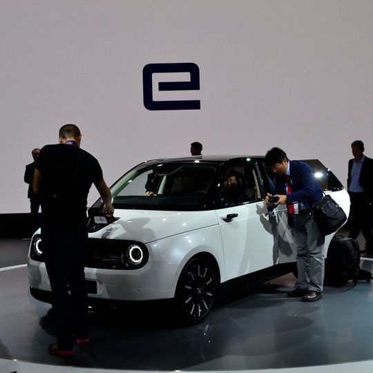 Kleines Auto, großer Andrang: Auf der Frankfurter IAA war das Interesse für den Honda e groß. Kleines Auto, großer Andrang: Auf der Frankfurter IAA war das Interesse für den Honda e groß.