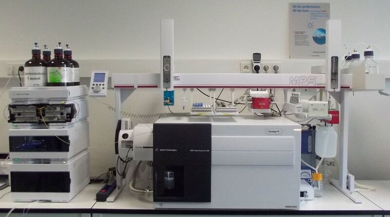 Abb. 5: Gerätefoto HPLC-MS/MS-System zum Nachweis von Mykotoxinen und Pestiziden (Bild. TeLA GmbH)
